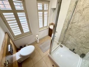 Photo 8- click for photo gallery